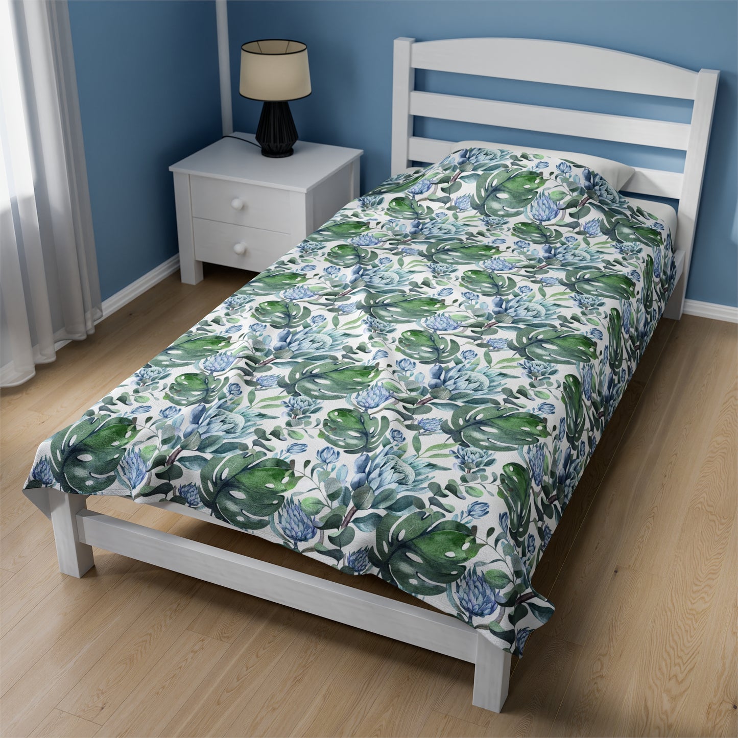 FLORAL PROTEA PLUSH Velveteen Blanket