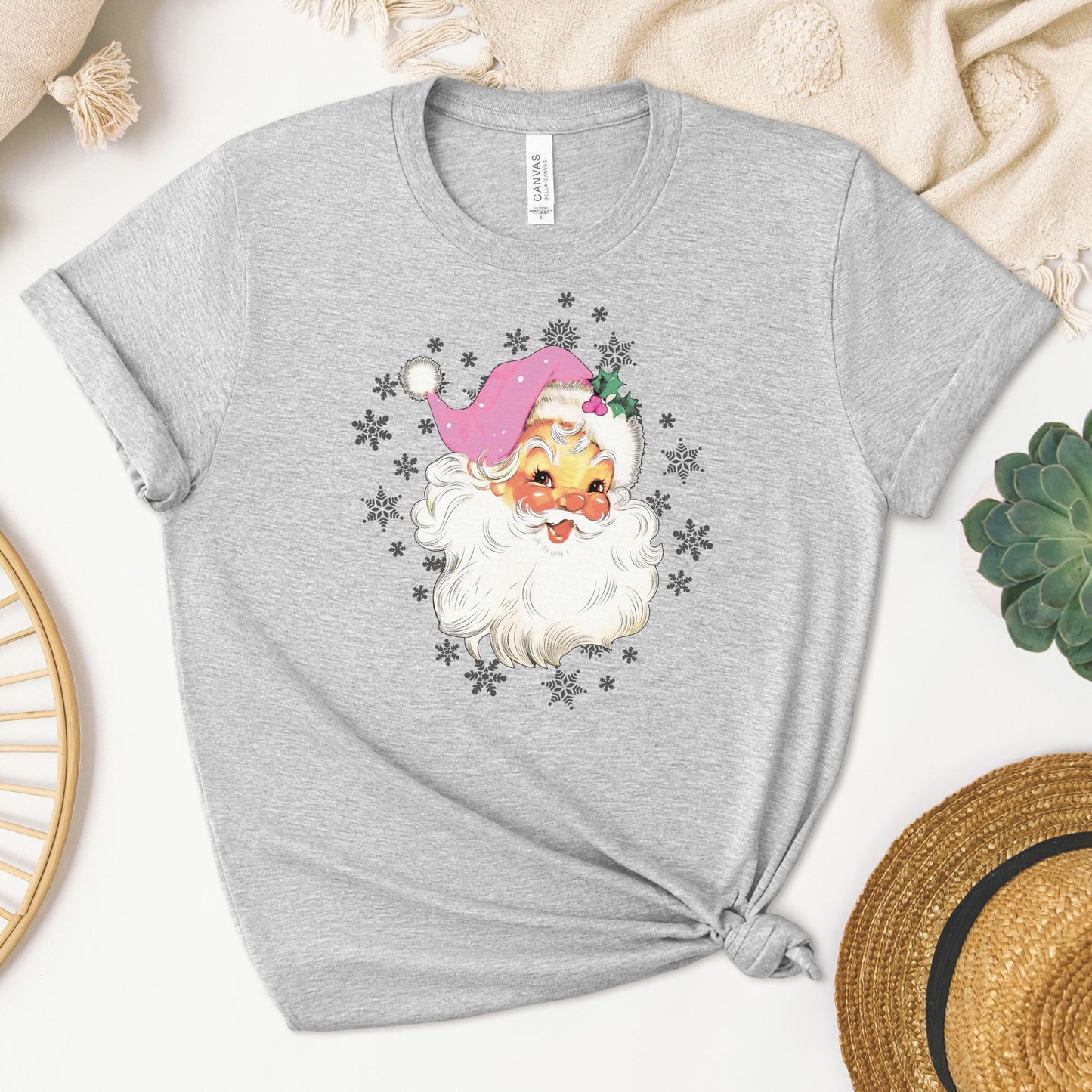 PINK SANTA Shirt, Vintage Santa tee, Retro Pink Santa tshirt, Classic Christmas T-shirt, gift for Women, pink xmas, Santa t-shirt