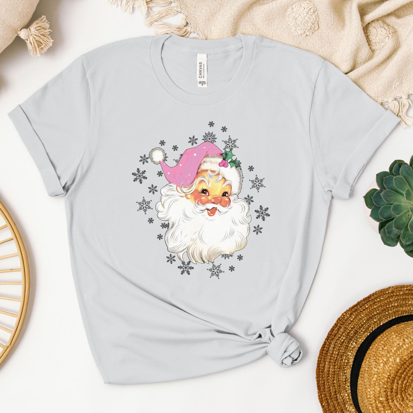 PINK SANTA Shirt, Vintage Santa tee, Retro Pink Santa tshirt, Classic Christmas T-shirt, gift for Women, pink xmas, Santa t-shirt